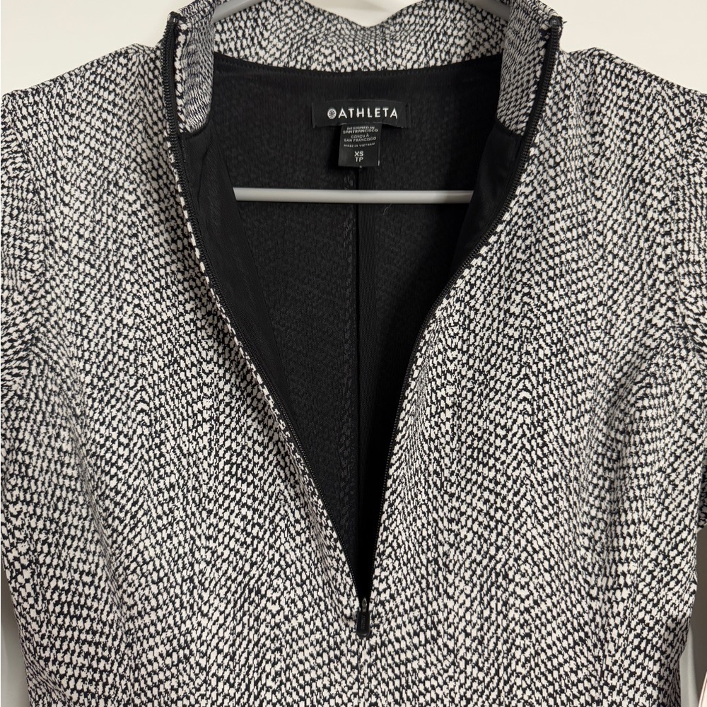 Athleta Delancey Textured Dress NWT XS Travel Work Spring Dress - Picture 7 of 7